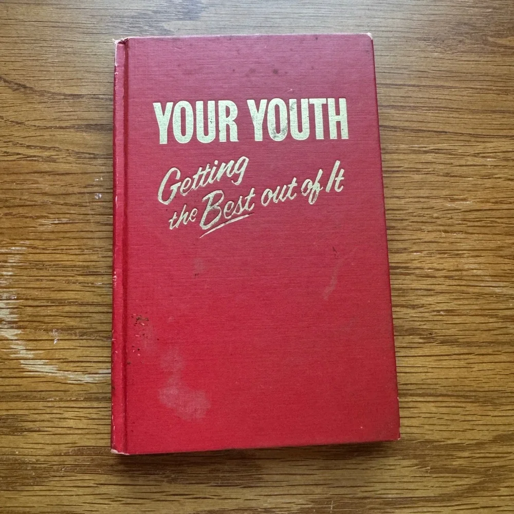 Your Youth Getting the Best Out of It 1976 Watchtower Bible Tract Society Book